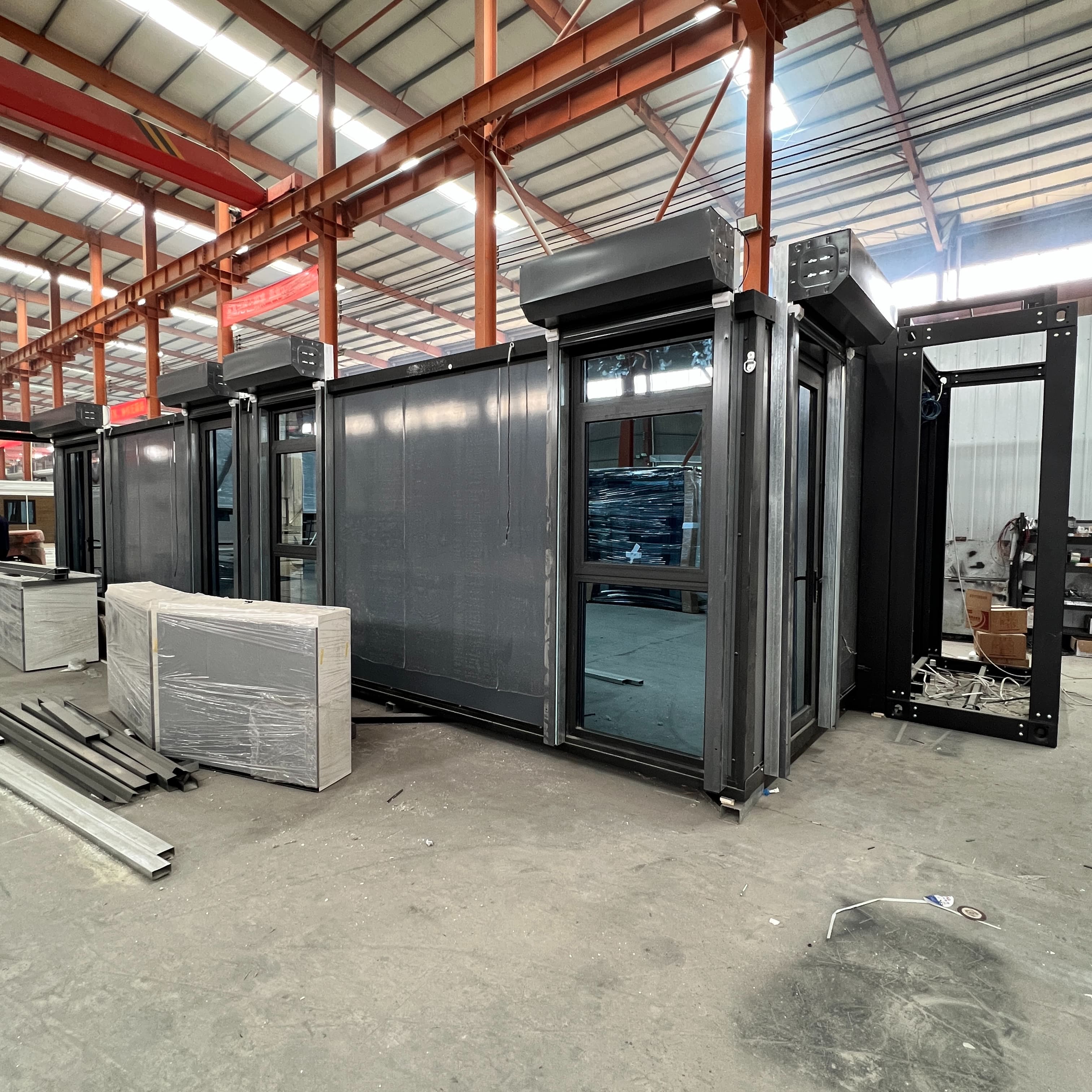 Compact single-wing container home deployed in forested area