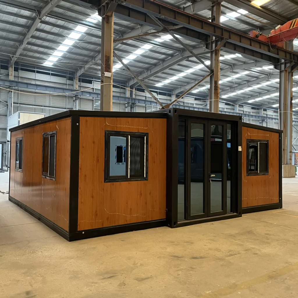 HUAYING expandable house: 20ft black frame photo